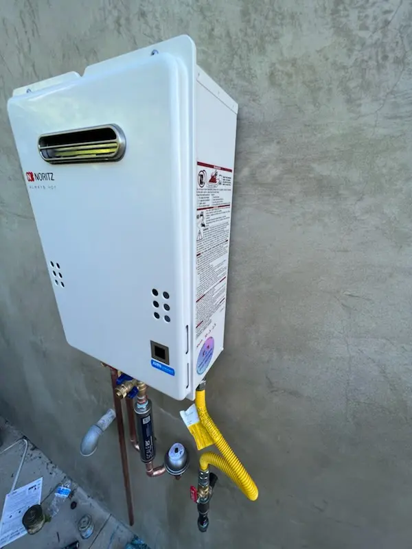 Tankless water heater installation for Crescent White Willow homes